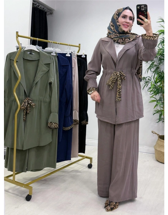 Leopar Detaylı Qupra Takım Vizon