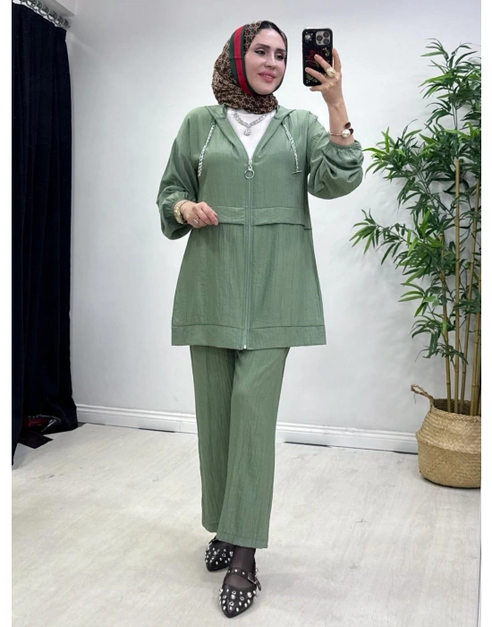 Ağaçkabuğu Kumaş Rahat Kalıp Takım Yeşil