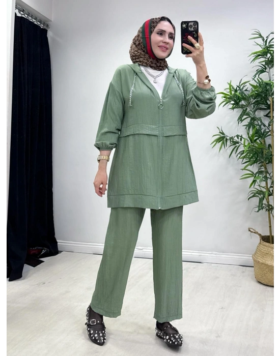 Ağaçkabuğu Kumaş Rahat Kalıp Takım Yeşil