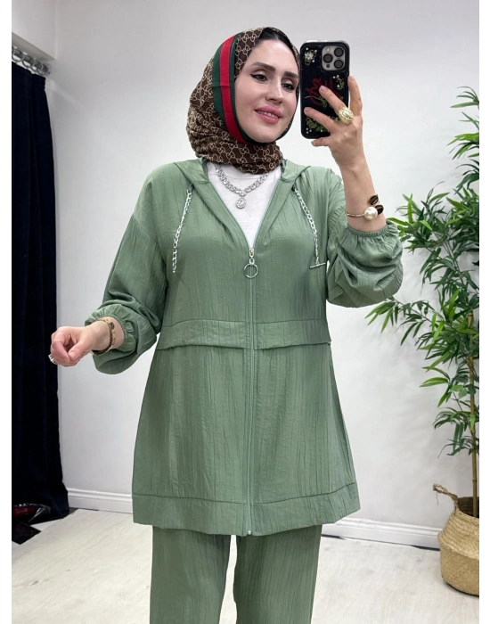 Ağaçkabuğu Kumaş Rahat Kalıp Takım Yeşil