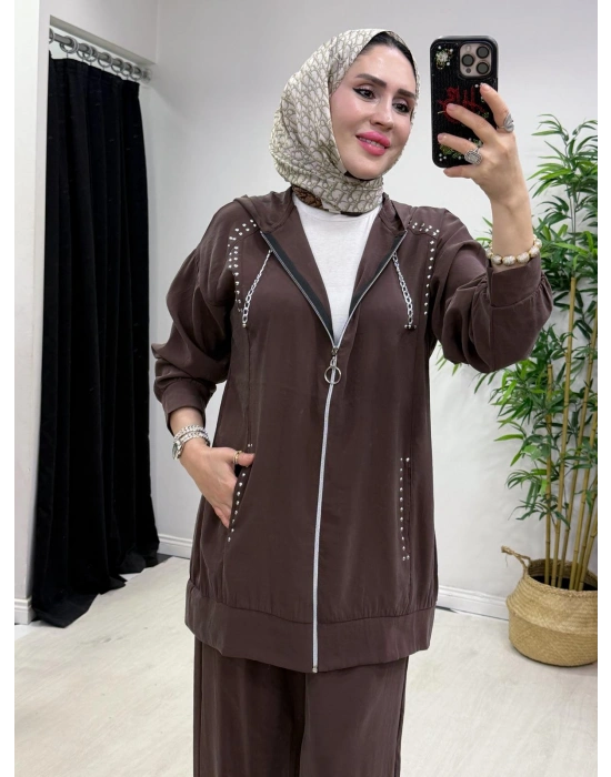 Zımba Detaylı Takım Kahverengi