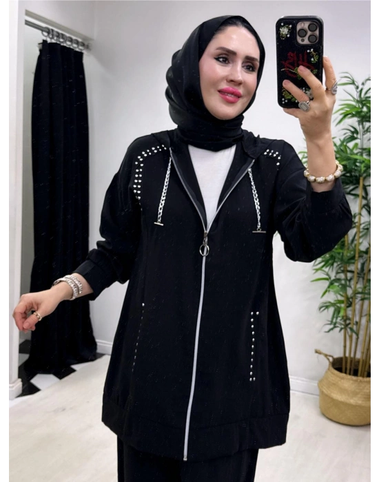 Zımba Detaylı Takım Siyah