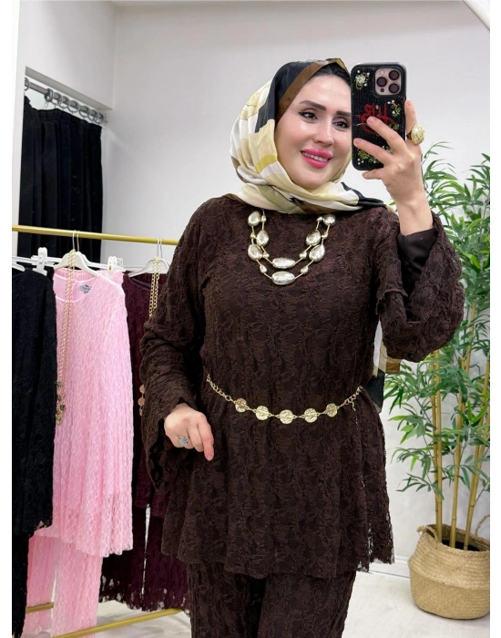 Dantel Detaylı Kemer Hediyeli Şık Takım Kahverengi