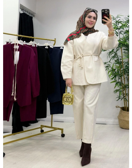 Tasarım Ceketli Keten Takım-Kemer Hediyeli Krem