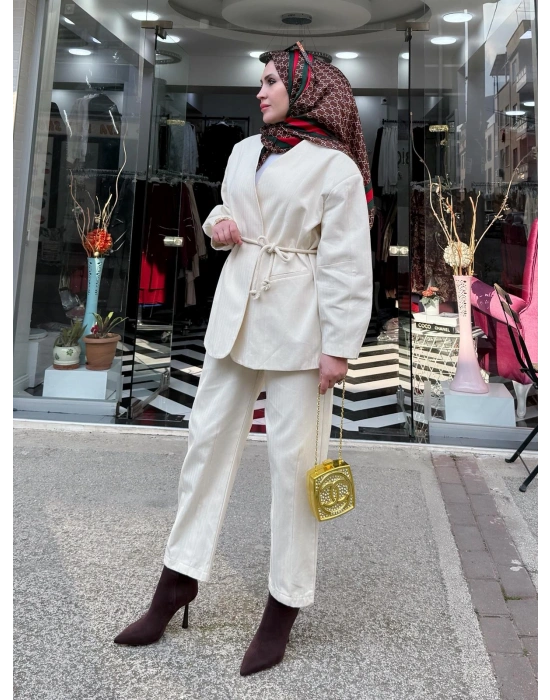 Tasarım Ceketli Keten Takım-Kemer Hediyeli Krem