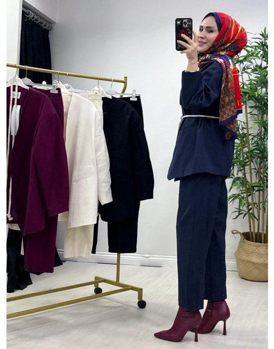 Tasarım Ceketli Keten Takım-Kemer Hediyeli Lacivert