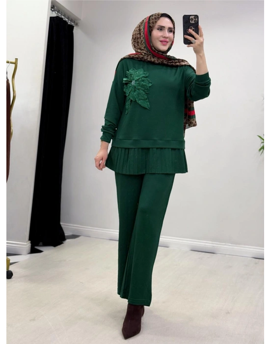 Gül Broş Detaylı Oysho Kumaş Takım Zümrüt Yeşil