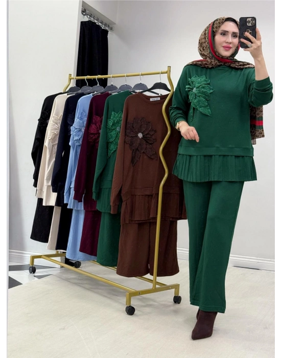 Gül Broş Detaylı Oysho Kumaş Takım Zümrüt Yeşil