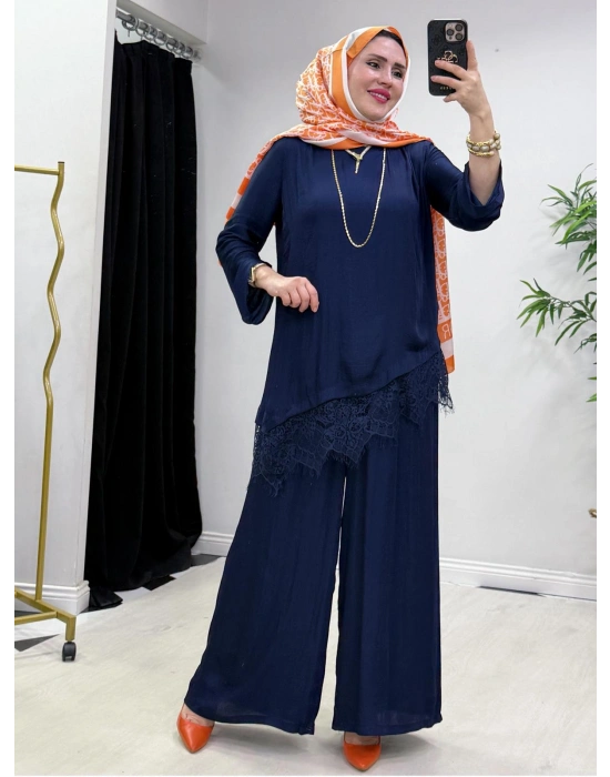 Dantel Detaylı Takım İpek Kumaş Lacivert