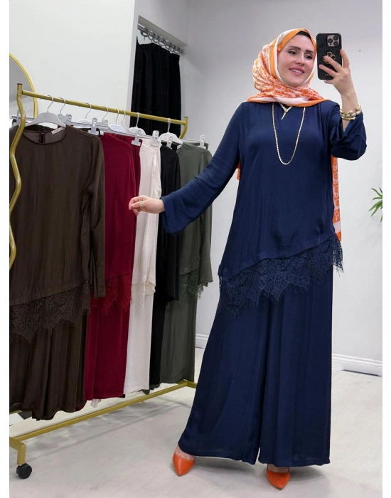 Dantel Detaylı Takım İpek Kumaş Lacivert