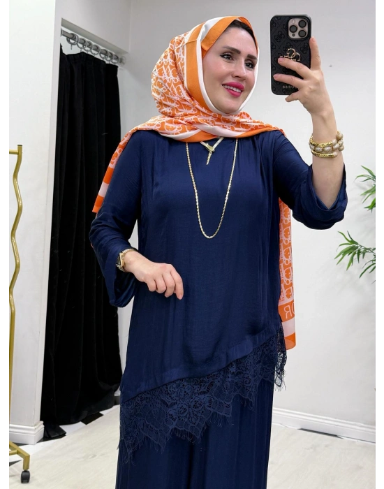 Dantel Detaylı Takım İpek Kumaş Lacivert