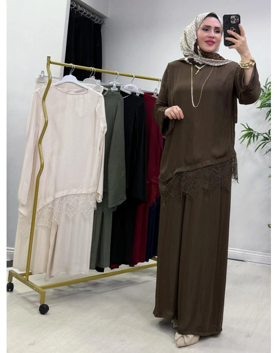 Dantel Detaylı Takım İpek Kumaş Kahverengi