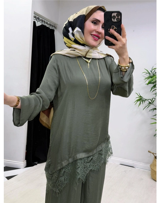 Dantel Detaylı Takım İpek Kumaş Haki