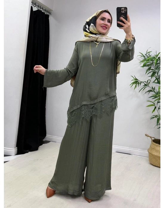Dantel Detaylı Takım İpek Kumaş Haki