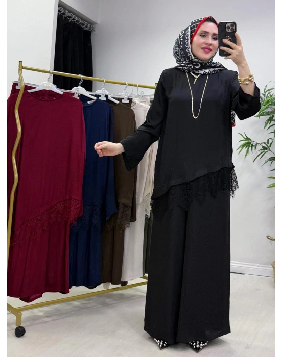 Dantel Detaylı Takım İpek Kumaş Siyah