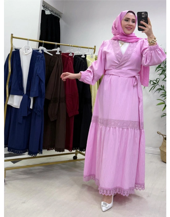 Güpür Detaylı Etekli Takım Toz Pembe