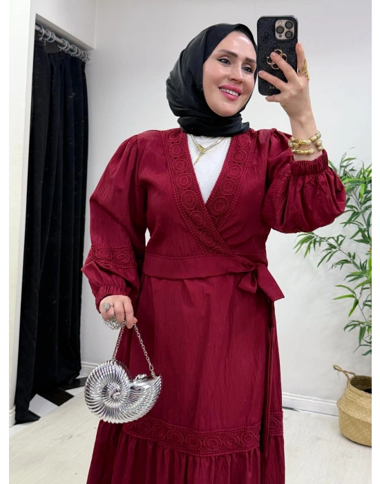 Güpür Detaylı Etekli Takım Bordo