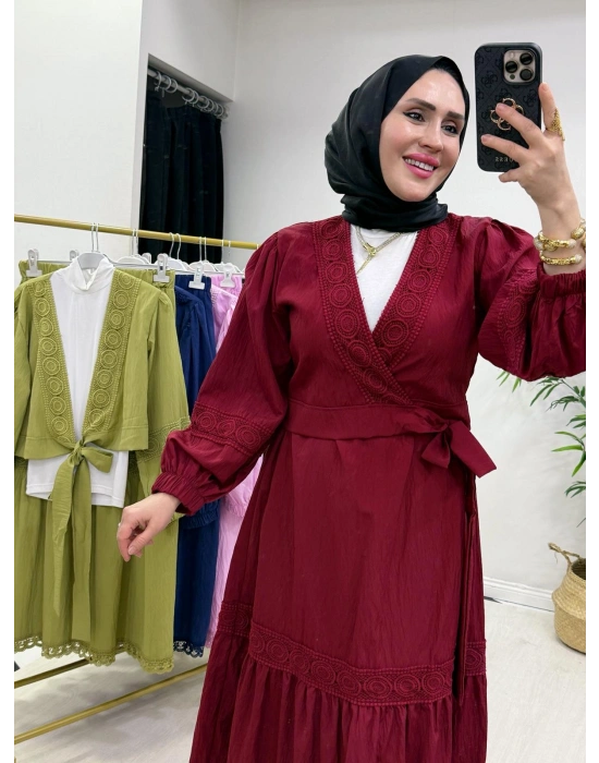 Güpür Detaylı Etekli Takım Bordo