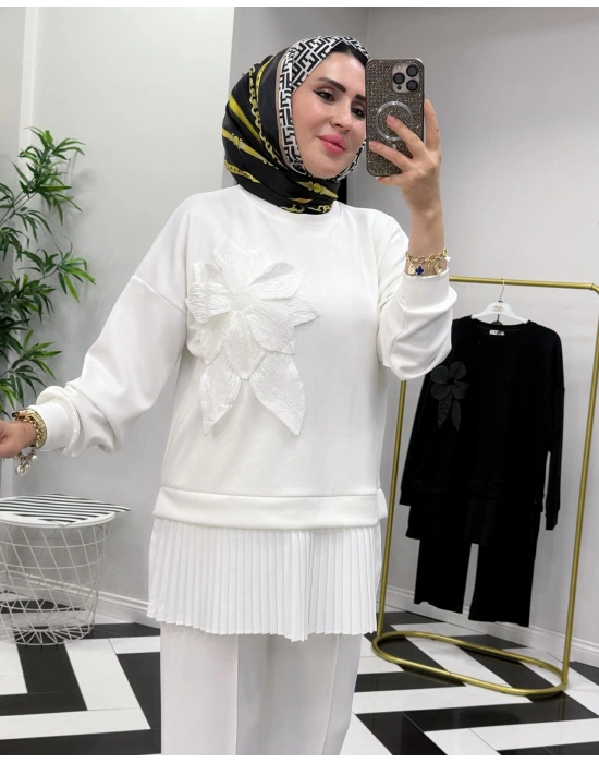 Broş Detaylı Takım Beyaz