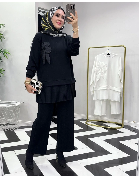 Broş Detaylı Takım Siyah