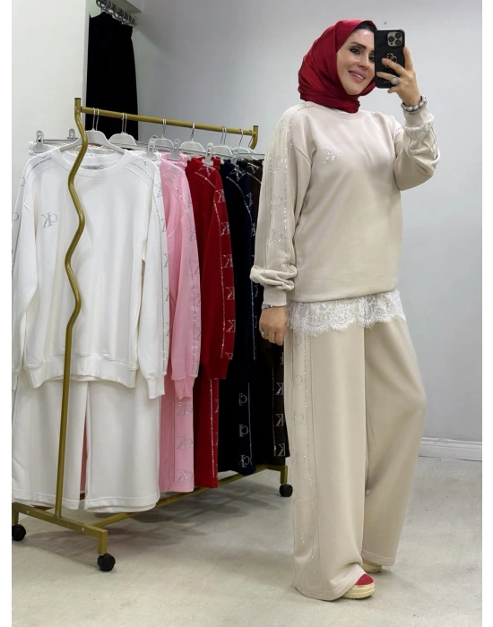 CK Spor Taşlı Takım Krem