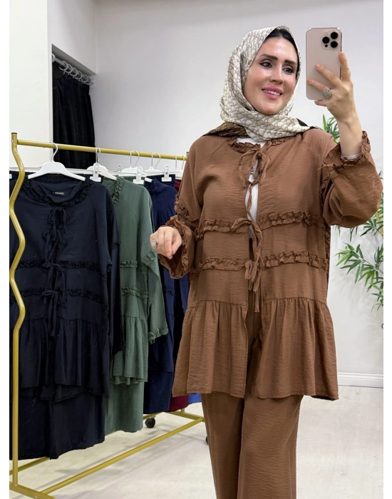 Fırfır Detaylı Modal Takım Taba