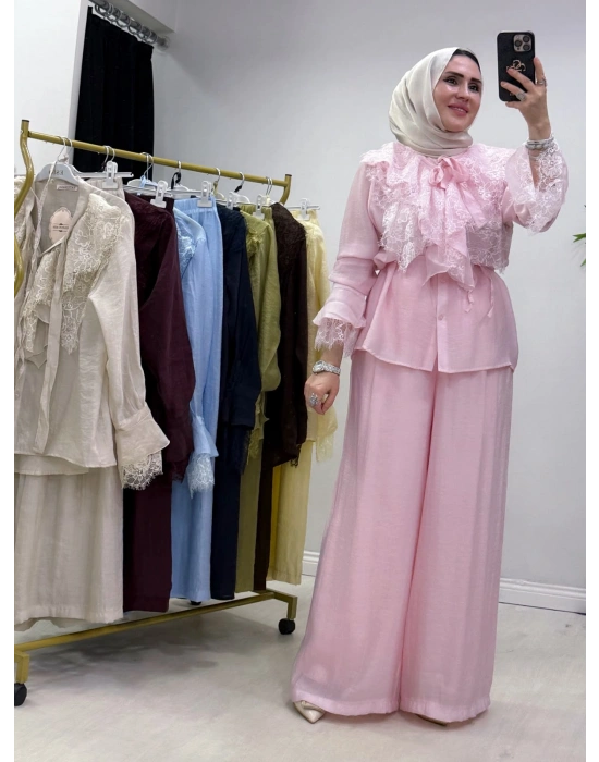Güpür Detaylı Takım Pembe
