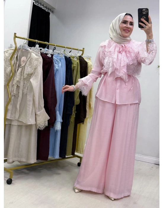 Güpür Detaylı Takım Pembe