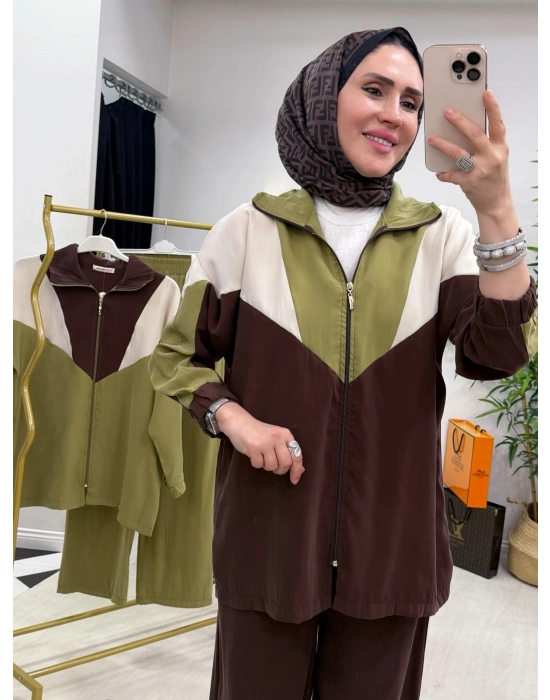 Hatice Biçer Spor Takım Kahverengi