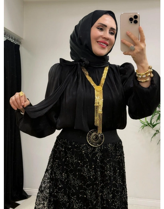 İthal Tasarım Etekli Takım Siyah