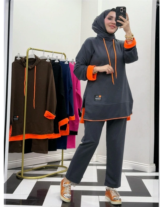 Neon Detaylı Takım Gri