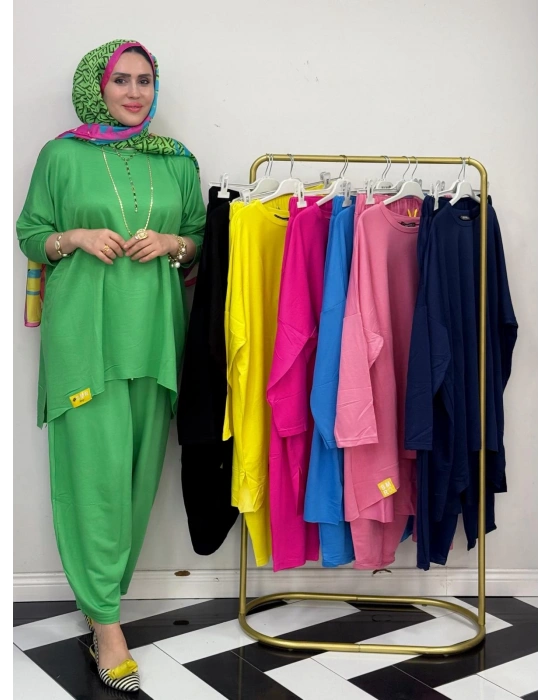 Retro Takım – Standart Beden Yeşil