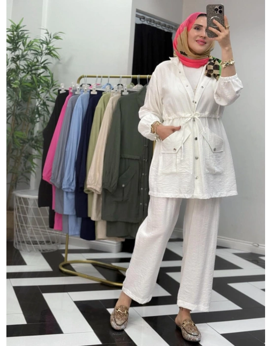 Spor İkili Takım – Kalite Ağaç Kabuğu Kumaş Beyaz