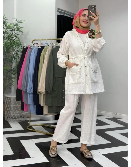 Spor İkili Takım – Kalite Ağaç Kabuğu Kumaş Beyaz