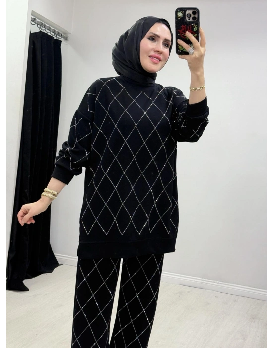 Taşlı Baklava Desen Takım Siyah