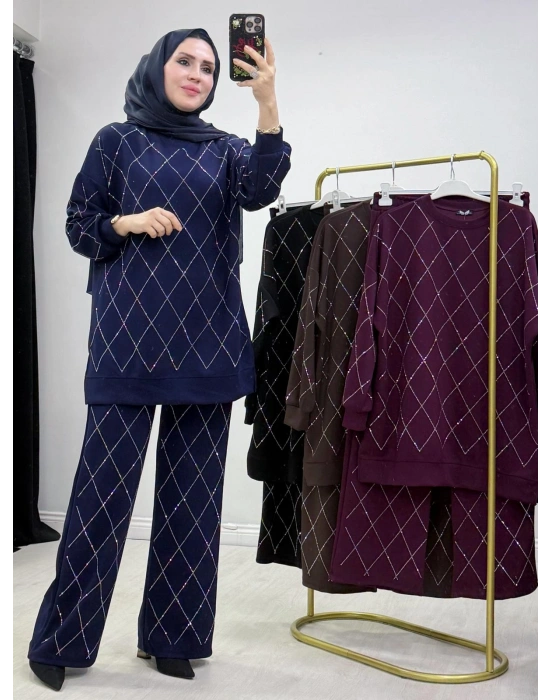 Taşlı Baklava Desen Takım Lacivert