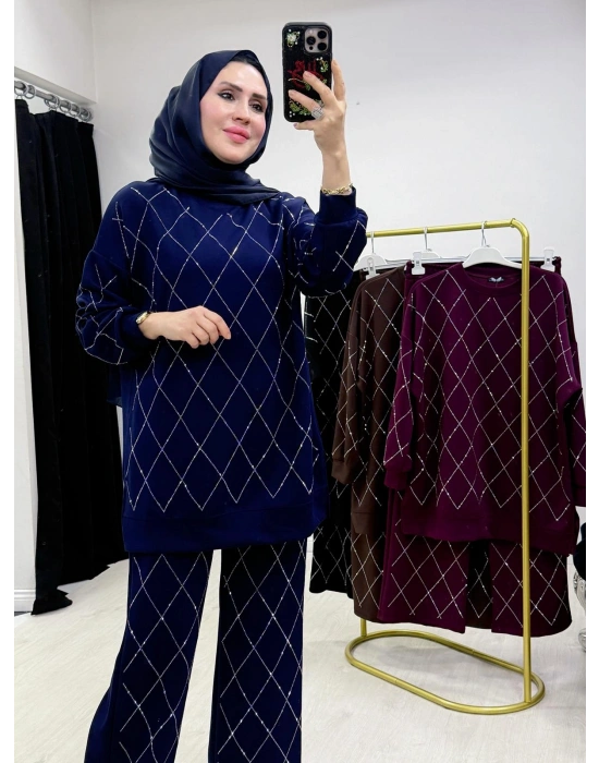 Taşlı Baklava Desen Takım Lacivert