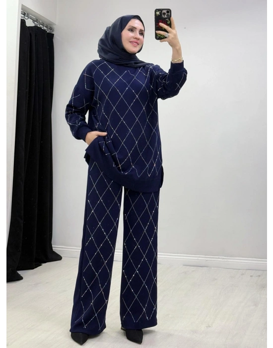 Taşlı Baklava Desen Takım Lacivert