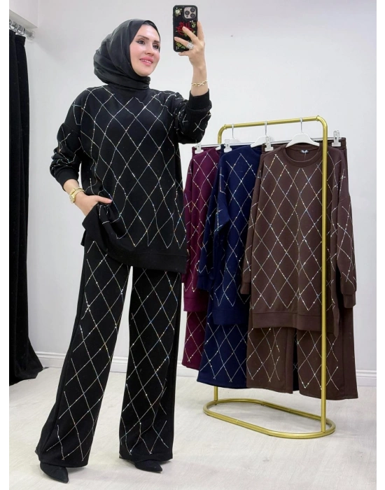 Taşlı Baklava Desen Takım Siyah