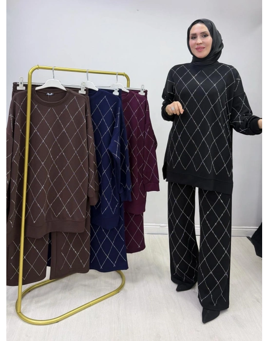 Taşlı Baklava Desen Takım Siyah