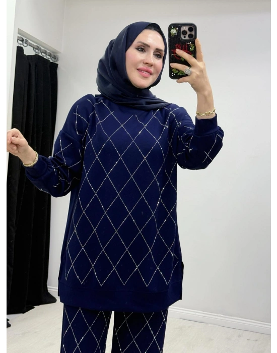 Taşlı Baklava Desen Takım Lacivert