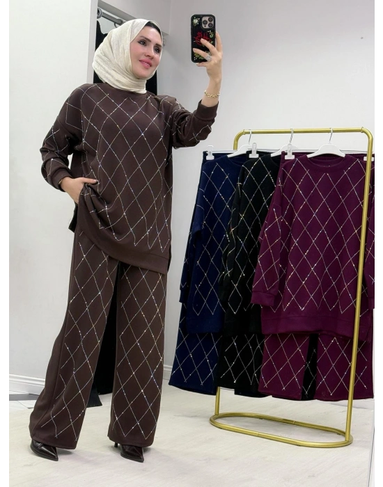 Taşlı Baklava Desen Takım Kahverengi