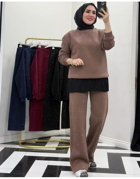 Üç İplik Şardonlu Rahat Kalıp Takım Vizon