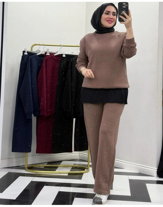 Üç İplik Şardonlu Rahat Kalıp Takım Vizon