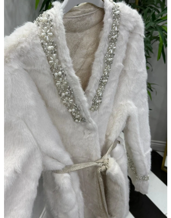 Yeni Sezon İnci Detaylı  İthal Kürk Beyaz