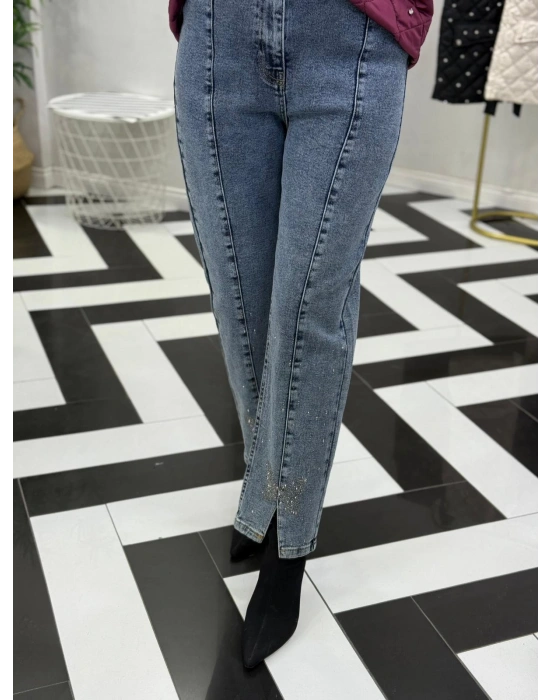 Yeni Sezon Taş Detaylı Jean