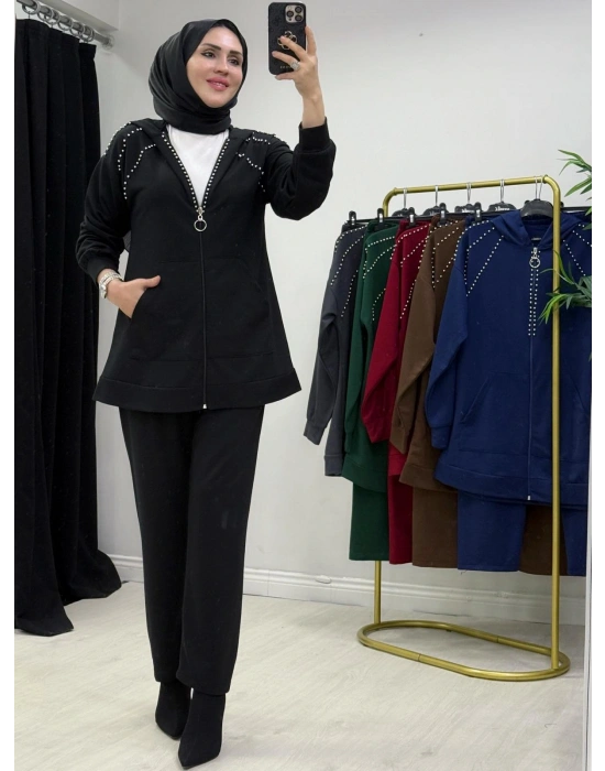 Zımba Taş Detaylı Tasarım Siyah Takım