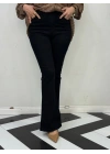 Likralı Esnek Kot Pantolon Rahat Kalıp Siyah Renk