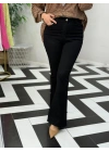 Likralı Esnek Kot Pantolon Rahat Kalıp Siyah Renk