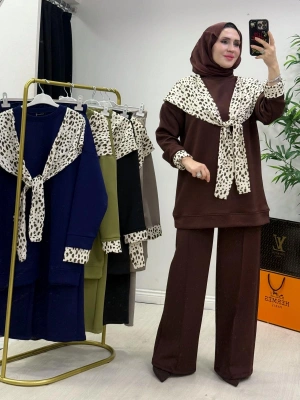 Aura Şal Detaylı Takım Kahverengi